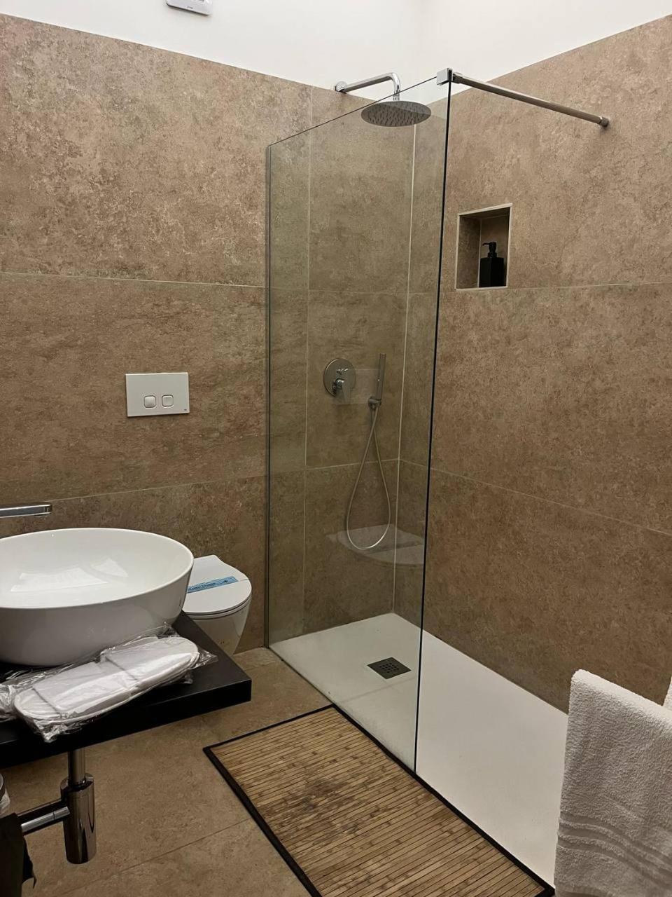 Bien-Etre Exclusive Apartment タラント エクステリア 写真